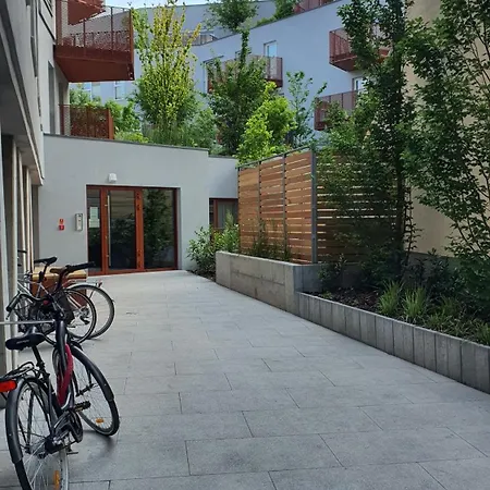 Διαμέρισμα Good Time Dabrowskiego 58 *