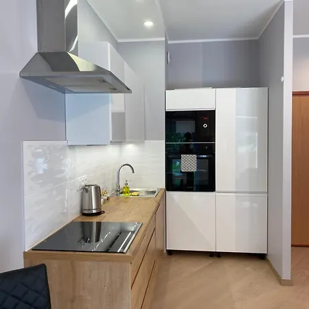 Good Time Dabrowskiego 58 * 포즈난