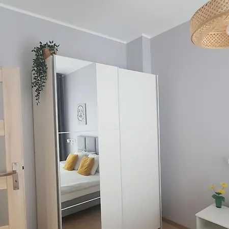 Good Time Dabrowskiego 58 * 포즈난